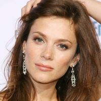 anna-friel Profile Photo