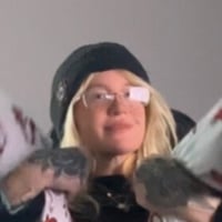 sneakystudent Profile Photo