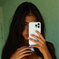 insanely-sexy-isabella-farrez Profile Photo