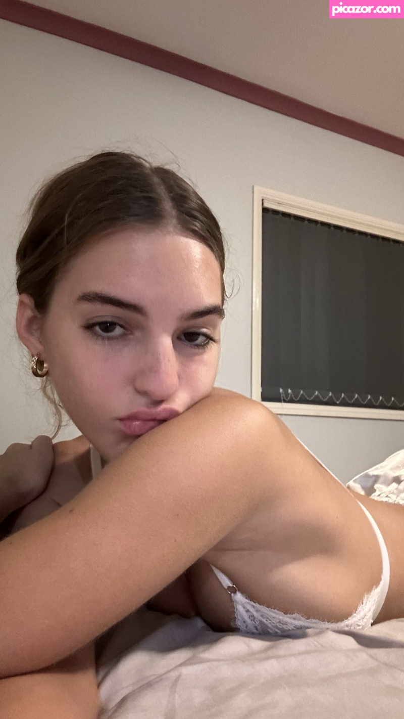 Emily Feld N672