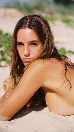 Emily Feld - Thumb