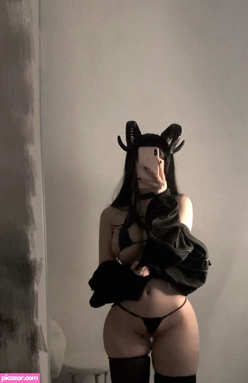 Evawishx  - Image