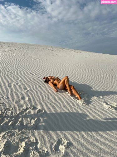 Janna Breslin  - Image