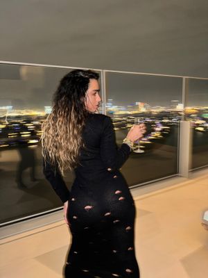 Sommer Ray N244
