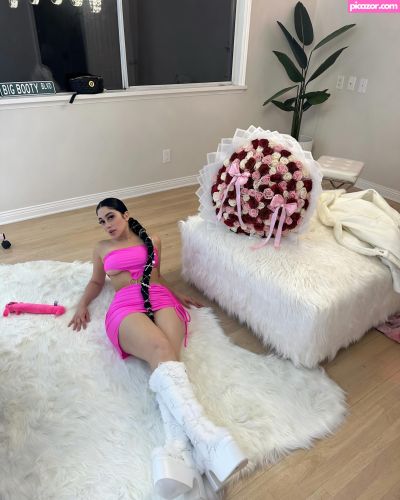 Jailyne Ojeda - Image