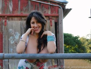antonella-kahllo-1 photo #2 photo n 2