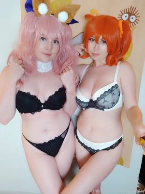 FoxyCosplay  N17