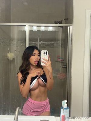 Madisonjaane  - Thumb