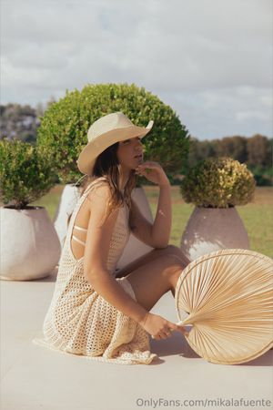 Mikaela Lafuente - Thumb