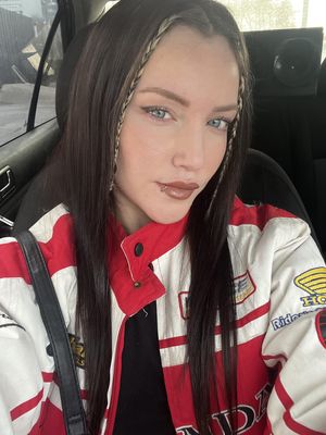 Sharonfox03  N2