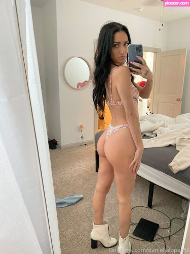 Daniella Lopez  - Image