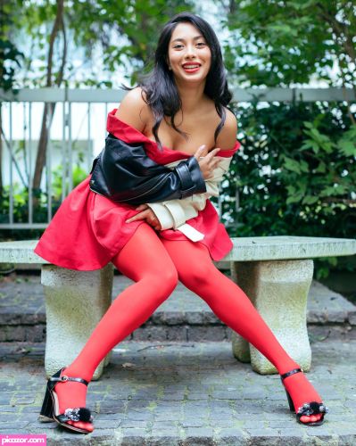 Amina model - Image