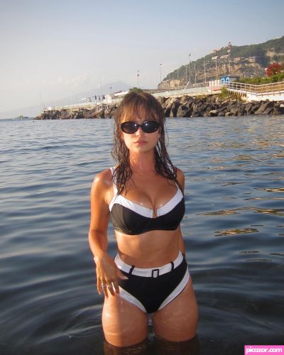 Ella Ballentine - Image