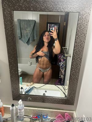 jen-erhardt-ifbbpro photo #6 photo n 6