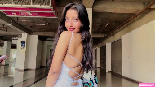Rashi Singh - Image