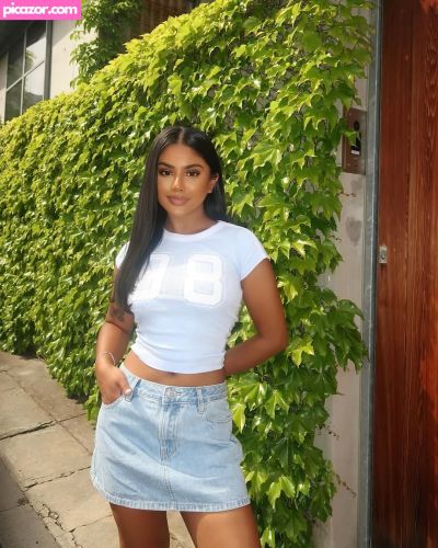 Shaniya Nisha - Image