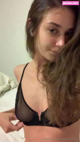 Yourgirlaya - Image