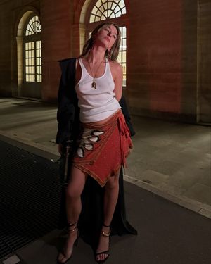 izzipoopi N8
