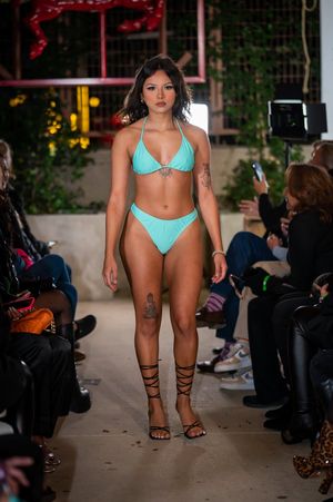 baddiehil photo #5 photo n 5