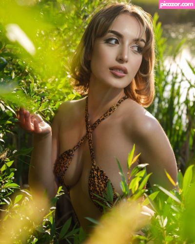 Isabelle Sky - Image
