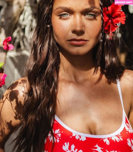 Chloe Campbell - Image