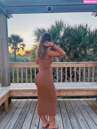 Jailyn Como  - Image