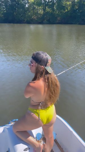 bigbassgirl-1 photo #10 photo n 10