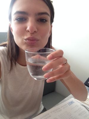 emily-ratajkowski-1 photo #2793 photo n 2793