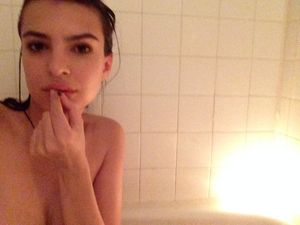 emily-ratajkowski-1 photo #2804 photo n 2804