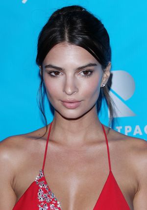 emily-ratajkowski-1 photo #3006 photo n 3006