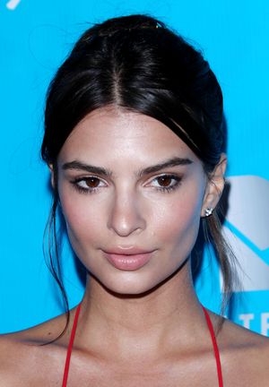 emily-ratajkowski-1 photo #3005 photo n 3005