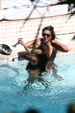 emily-ratajkowski-1 photo #2683 photo n 2683