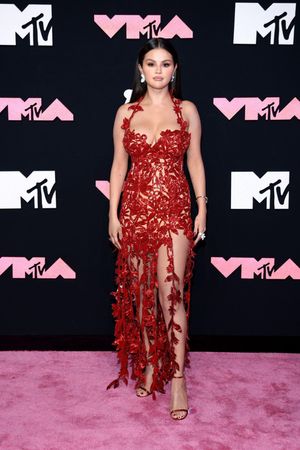 selena-gomez-1 photo #37 photo n 37