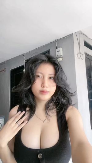 ejahazel  - Thumb