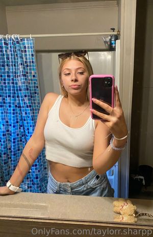 taylorr bby - Thumb