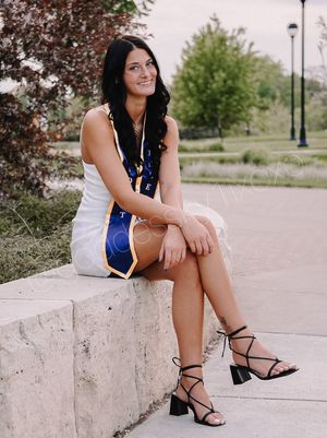 kylie-mogen photo #2 photo n 2