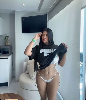Rashel Fernandez - Thumb