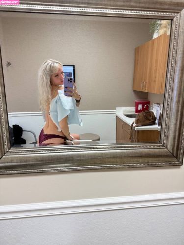 Katycarnegie - Image
