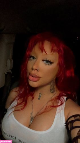 jayianicolee  - Image