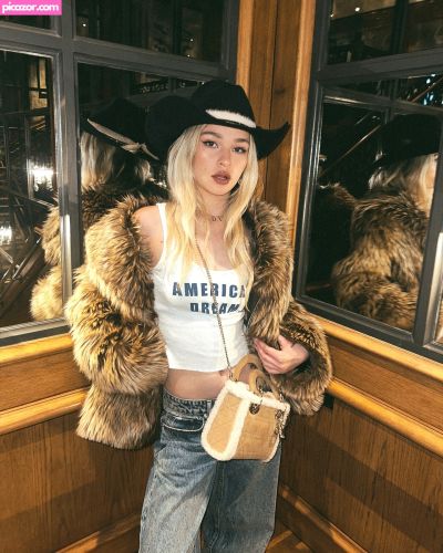 Abby Paradise - Image