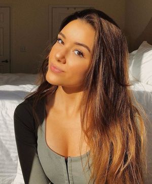 Isabella Stoisavljevic Zerpa  - Thumb