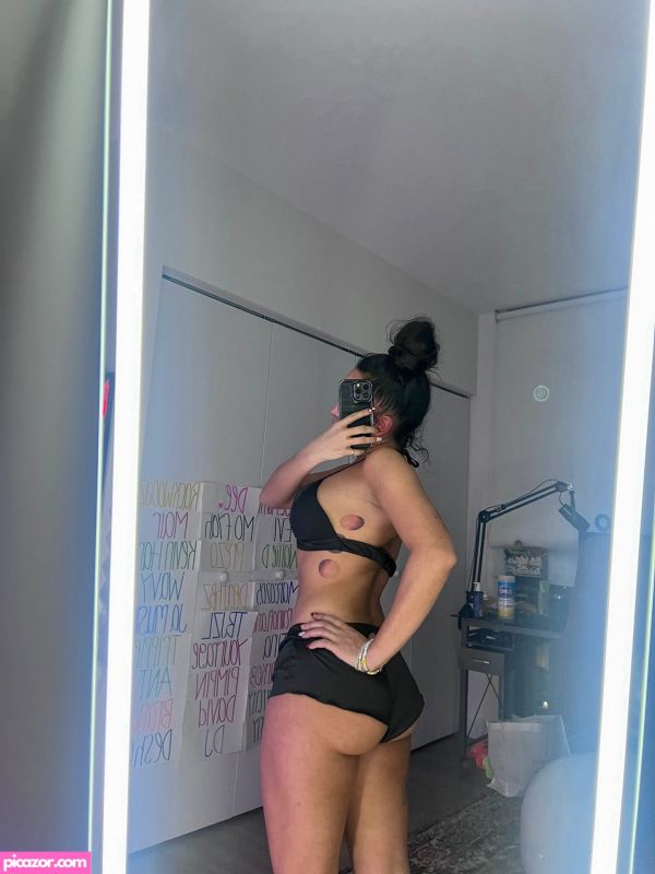 Korina maiyaa N22