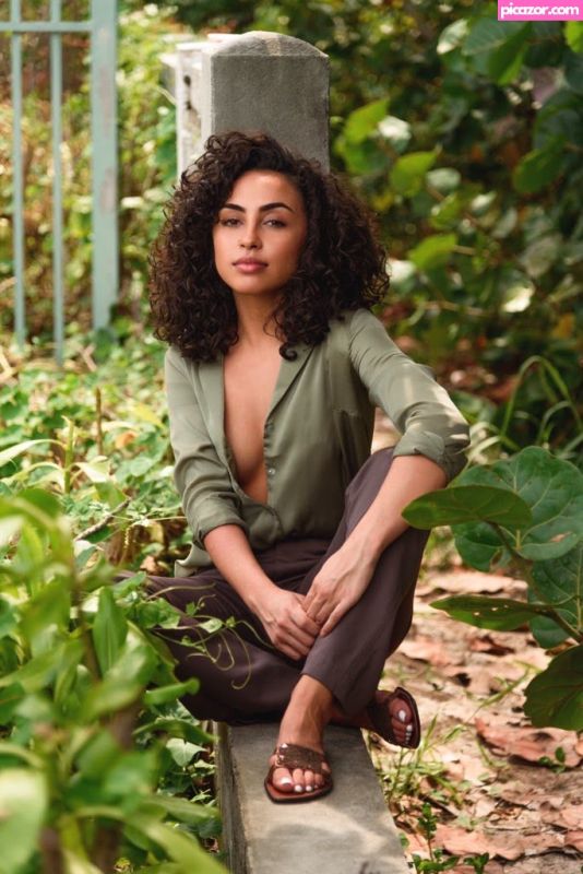 Korina maiyaa N10