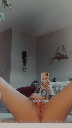 acidchloe666 - Thumb