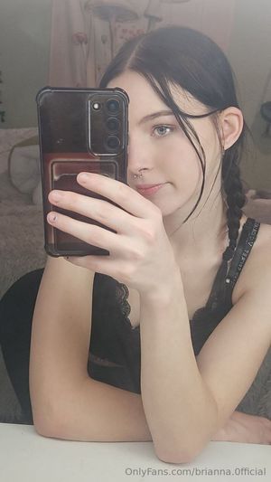brianna-official-1 photo #15 photo n 15