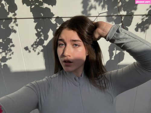 DaisyWhitee - Image