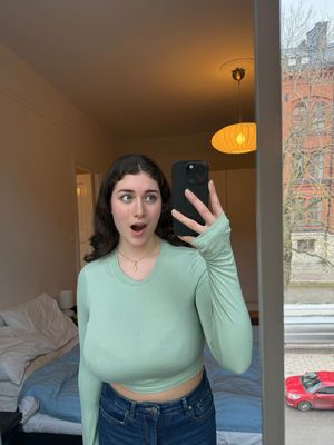 DaisyWhitee - Thumb
