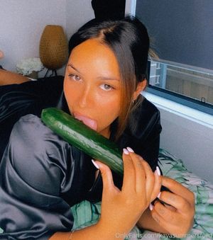 Kaya Summersford - Thumb
