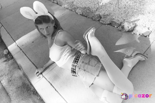 Bella White - Image