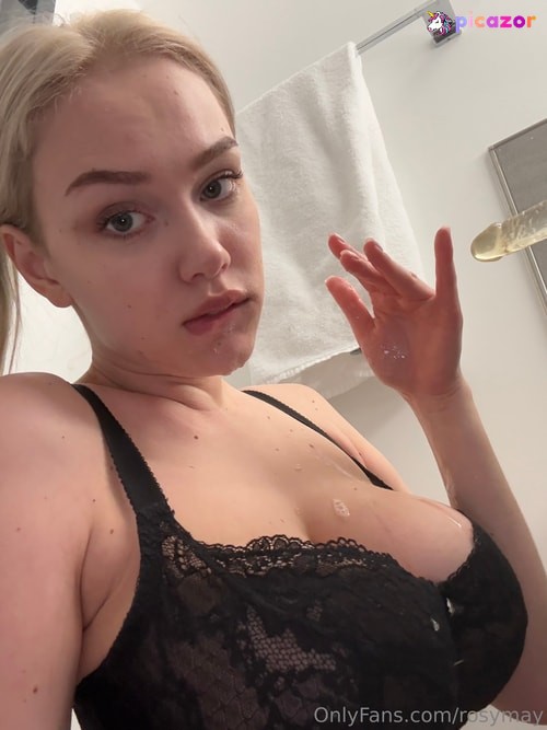 Rosy may - Image